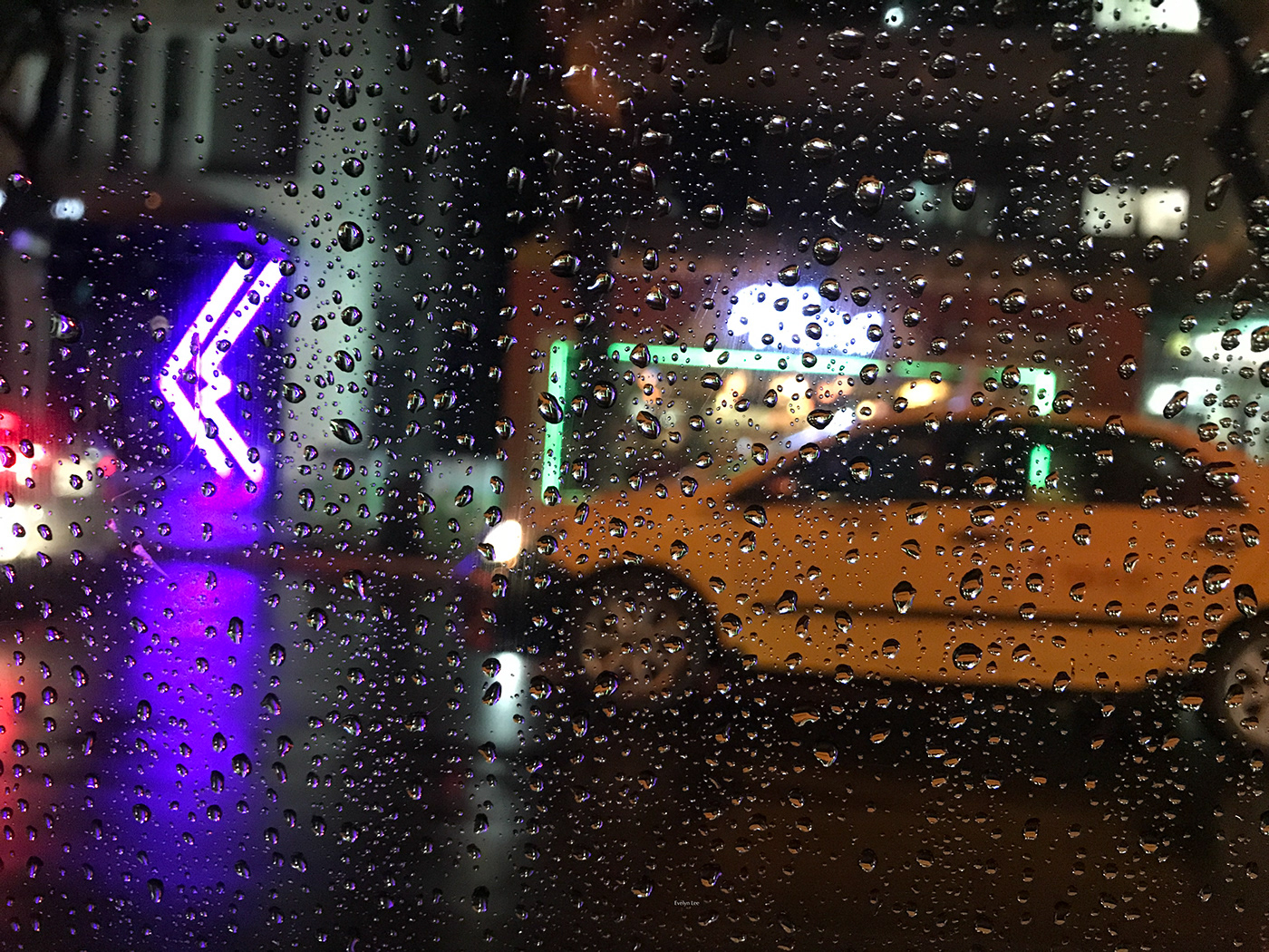 rain lights neon droplets Raindrops taxi night taipei city Urban