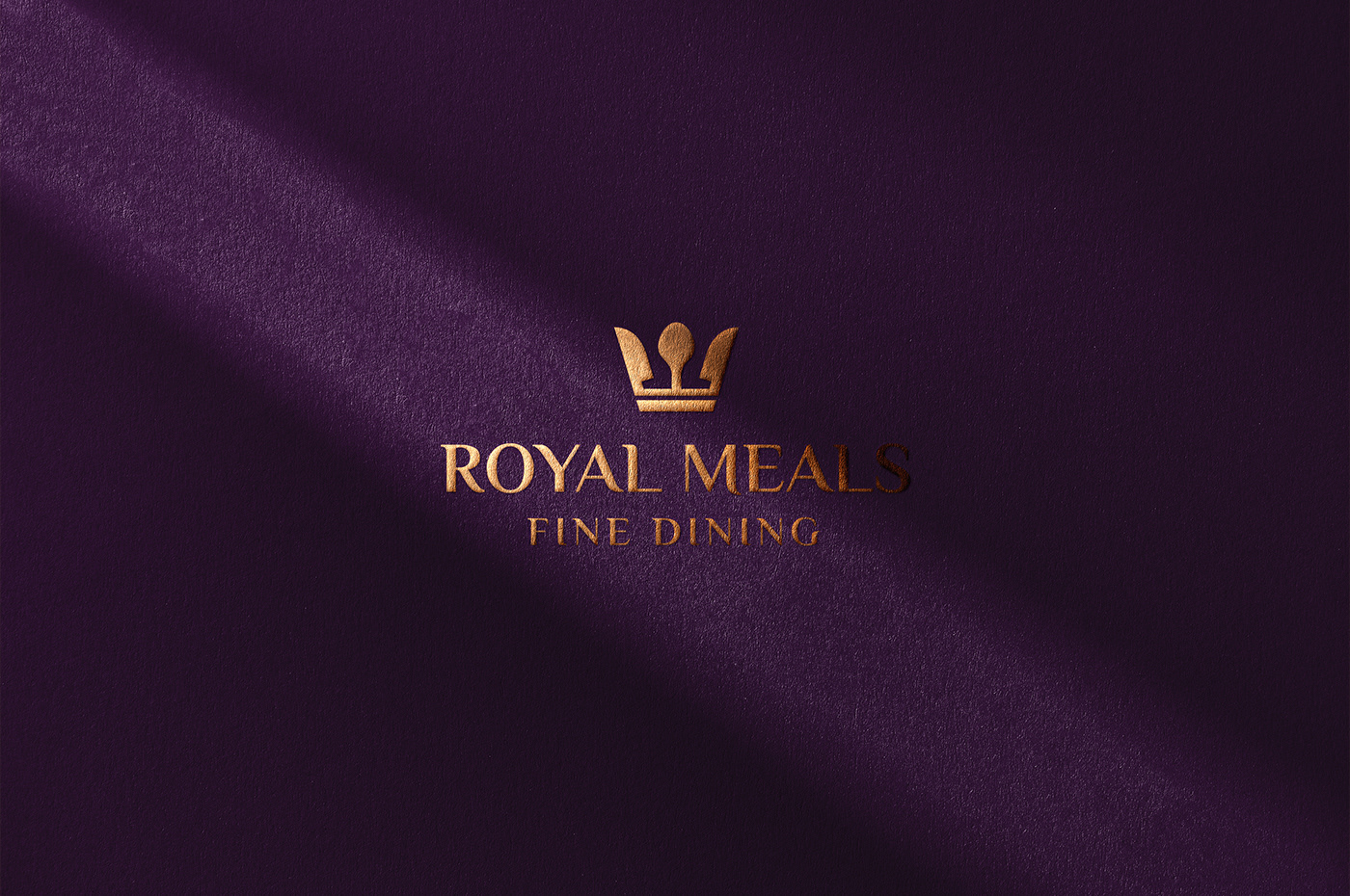 Royal Food Logo by mei suseno, via Behance | Royal logo, Logo design, Restaurant  logo design