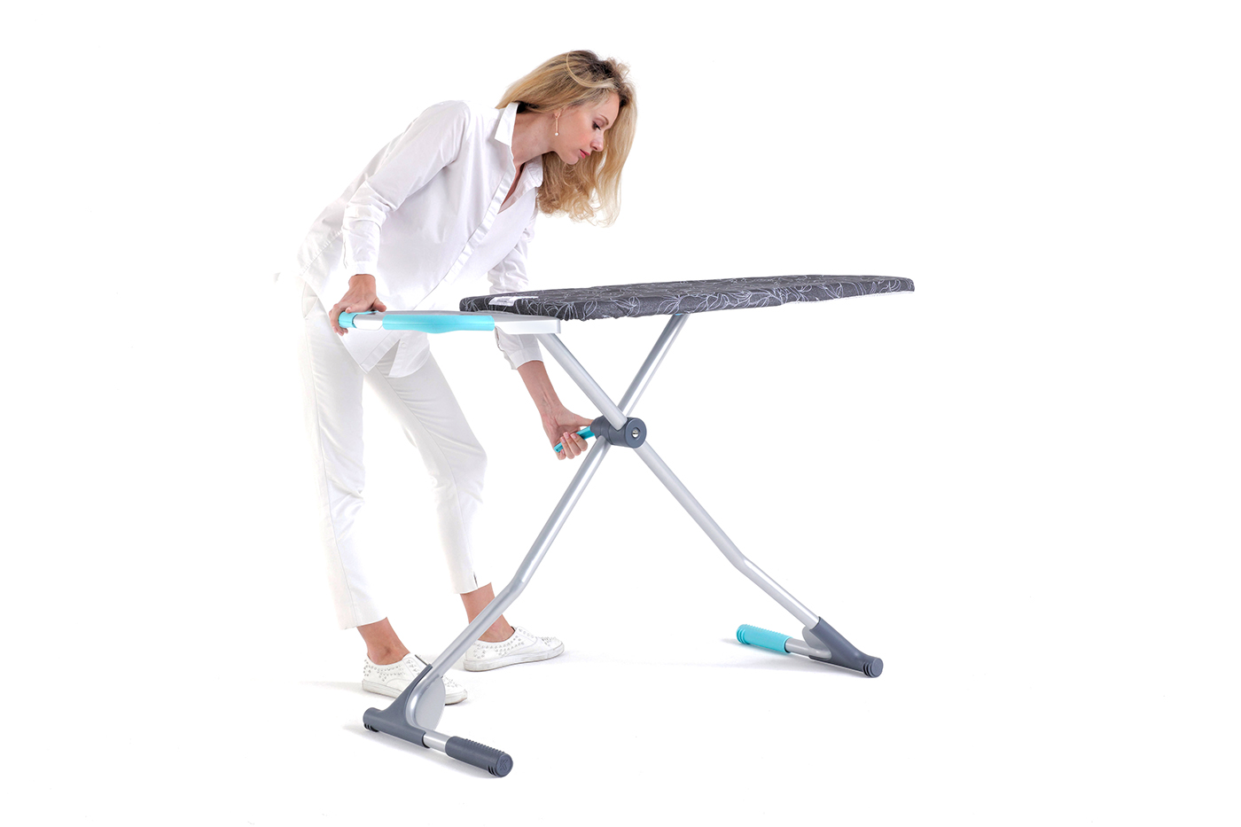 KLINDO Carrefour Soin du linge ironing boards Table à repasser innovation