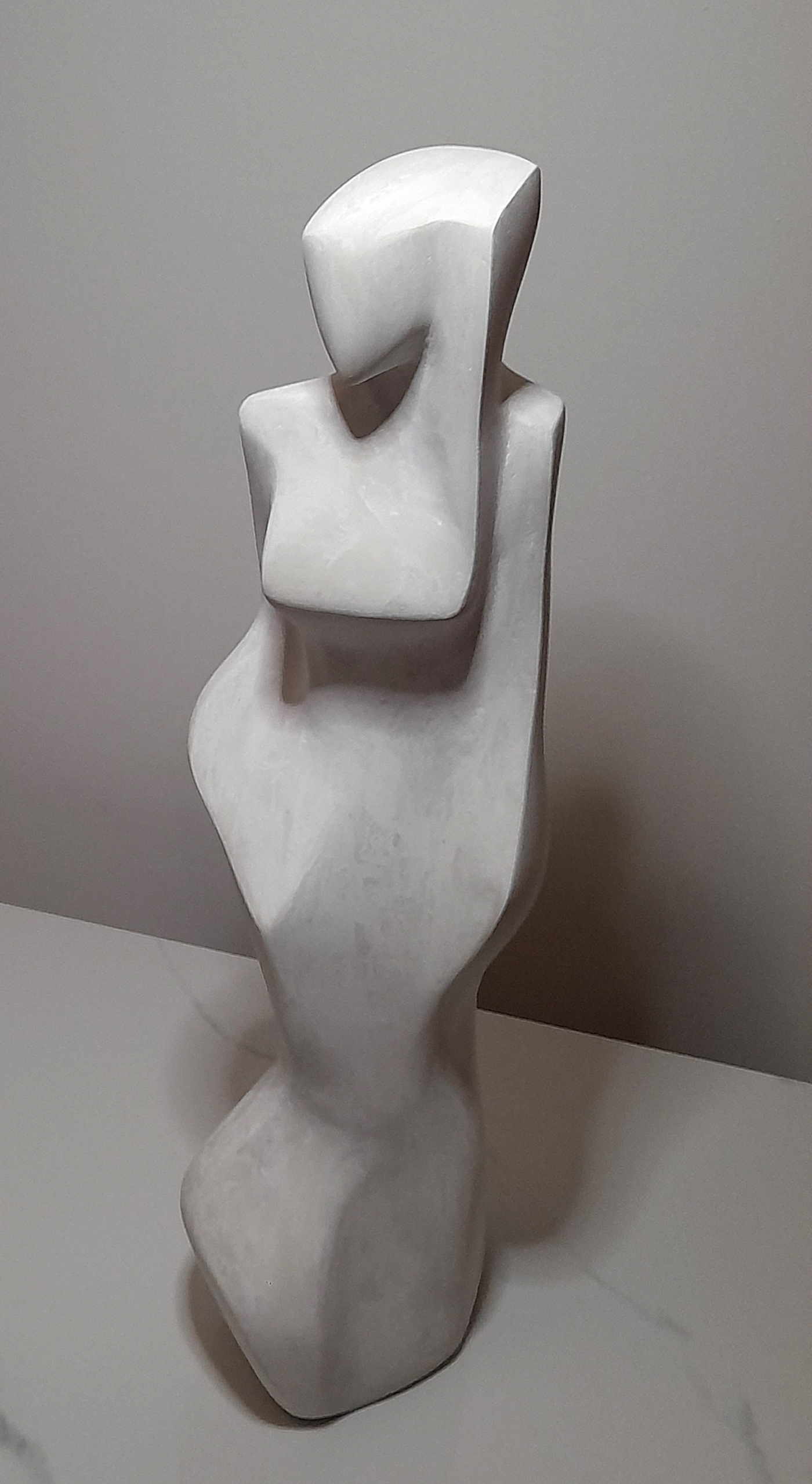 abstract concrete sculpture escultura clark camilleri female figurative standing cubist cubism