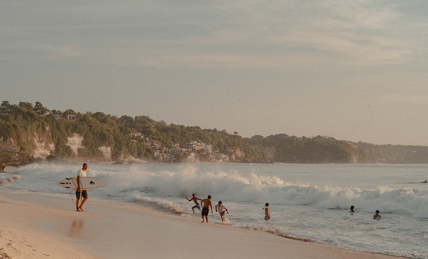 indonesia bali dreamland Surf surfing photography Leica Leica M10 Photography  Dreamland beach sunset surfing