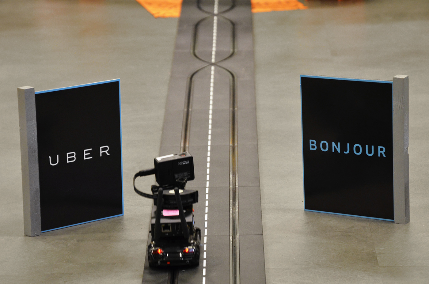 Uber paper art decor modern digital inspire adobe DIY pantone car circuit new year colorful set design 
