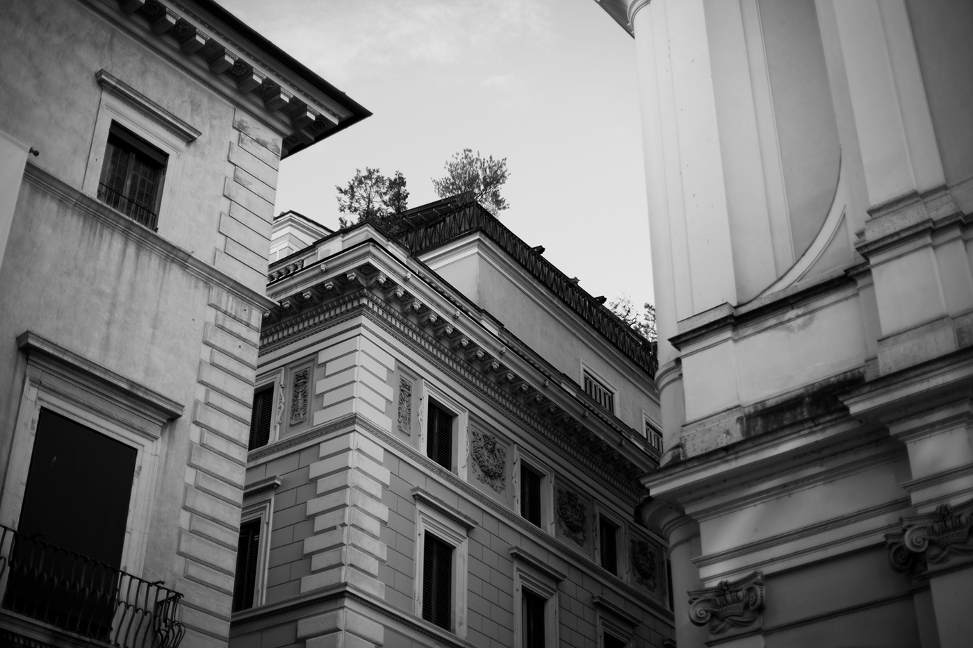 Italy france Paris Rome Photography  black and white study abroad street photography