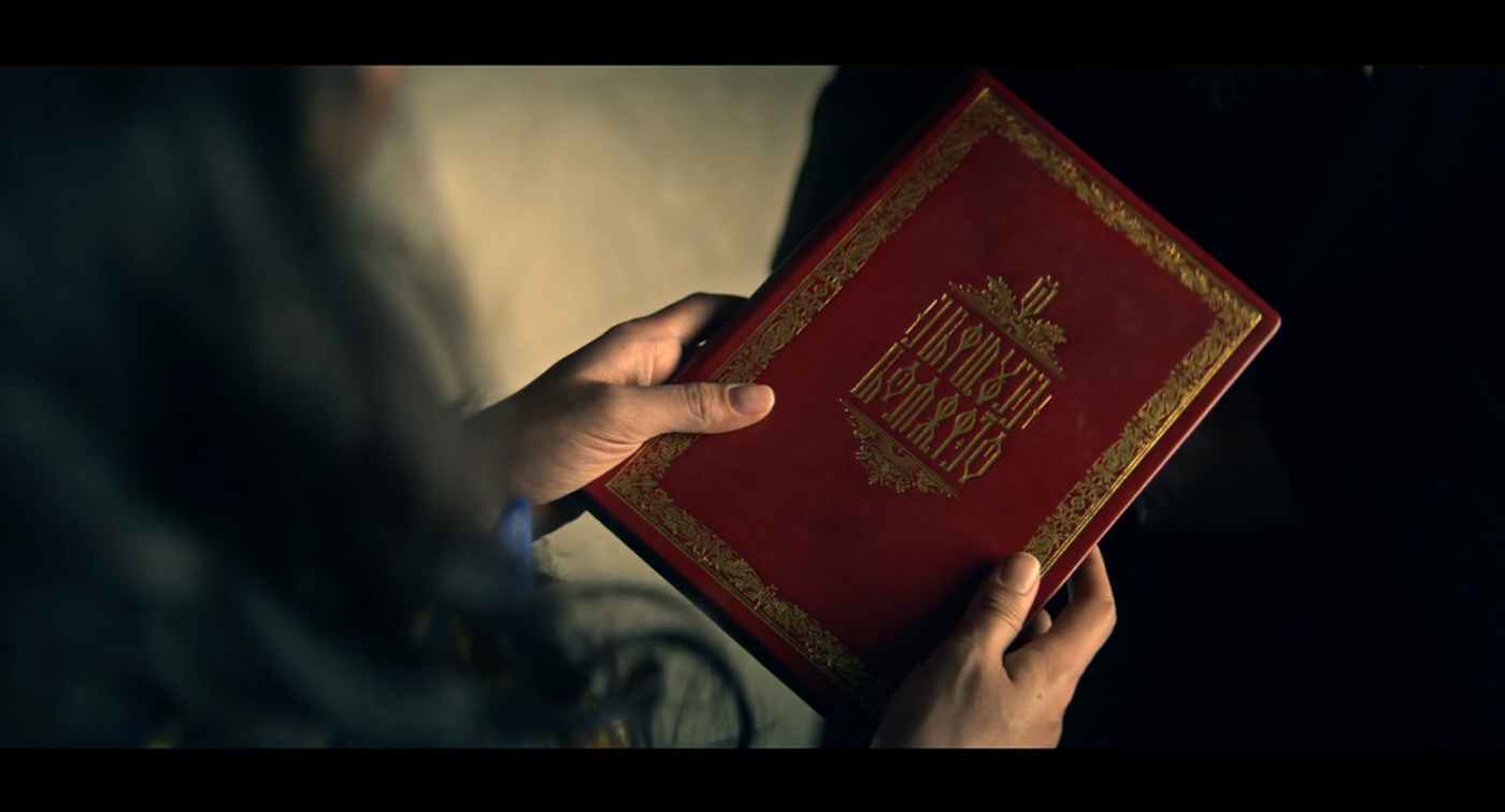 A still image from the netflix series Shadow and Bone with Alina and the Apparat and the Saints book