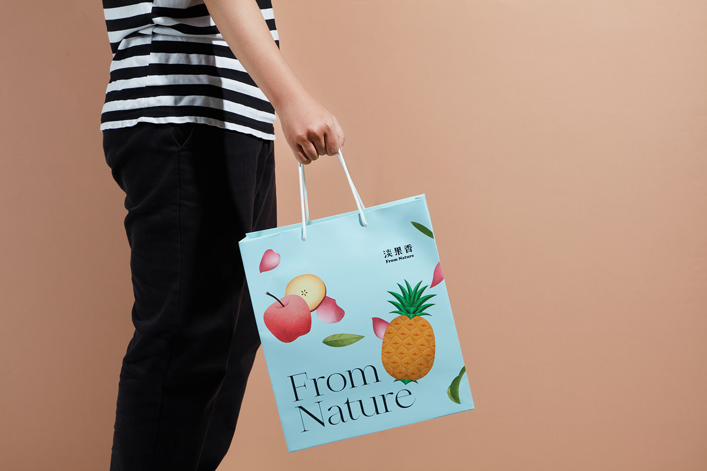 brand identity fresh Fruit juice Packaging 包裝設計 平面設計 插畫 水果 視覺設計