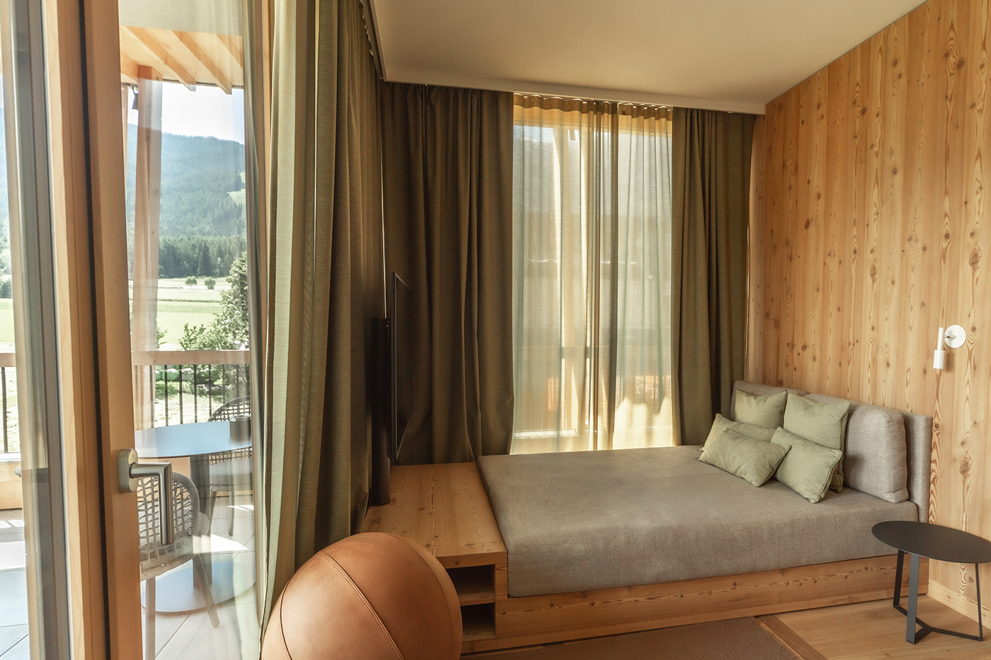 #dettaglidesign #falkenstainer #fotodiesterni #fotodiinterni #hotel #hoteldilusso #hotelitaliani #piscina #Relax #sauna #settoreterziario #Spa #sudtirol #trentino #trentinoaltoadige #turismo 