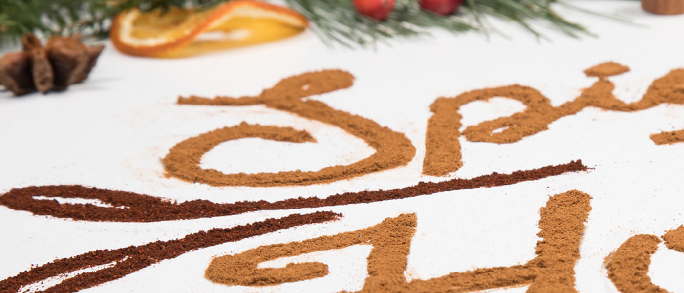 Happy Holidays holiday card studio promotion stop motion Mulling Spices lettering food typography HAND LETTERING cinnamon type