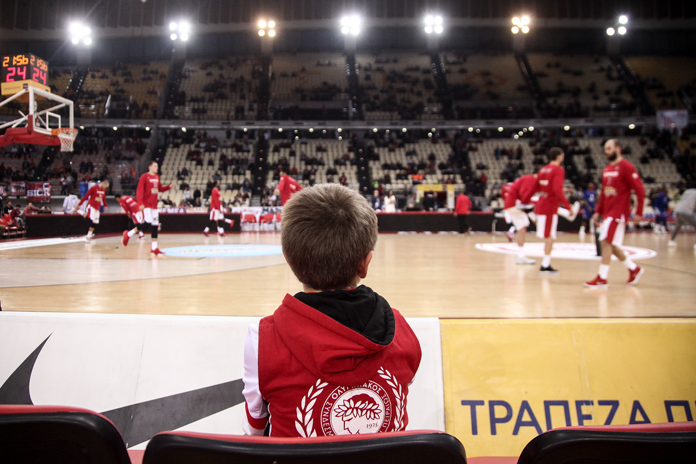 action basketball euroleague Europe Greece Olympiacos panathinaikos portrait snapshot sports