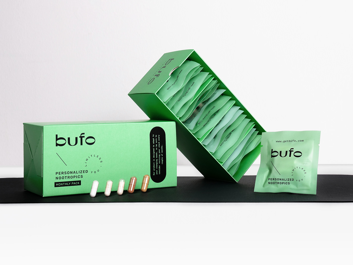 bold contemporary edgy etiquettepackaging genderless green healthcare package packagingdesign supplements