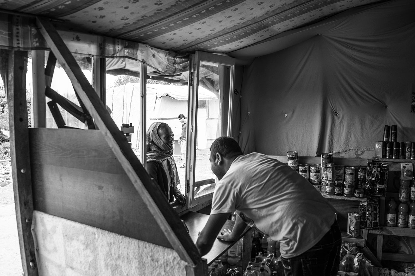 Calais jungle Immigration france UK eurotunnel