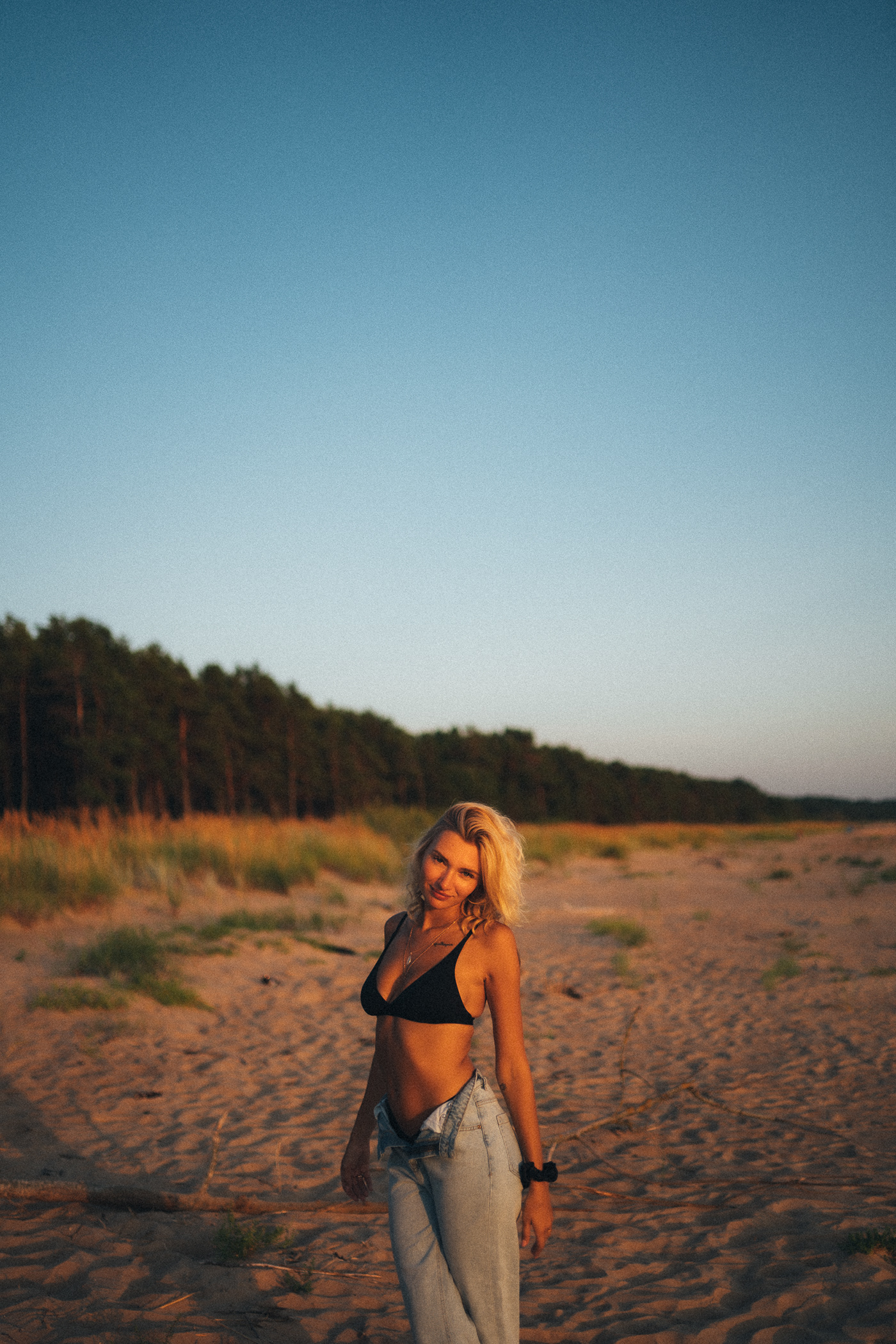 model photoshoot portrait beauty woman bikini beach underwear sexy Moody