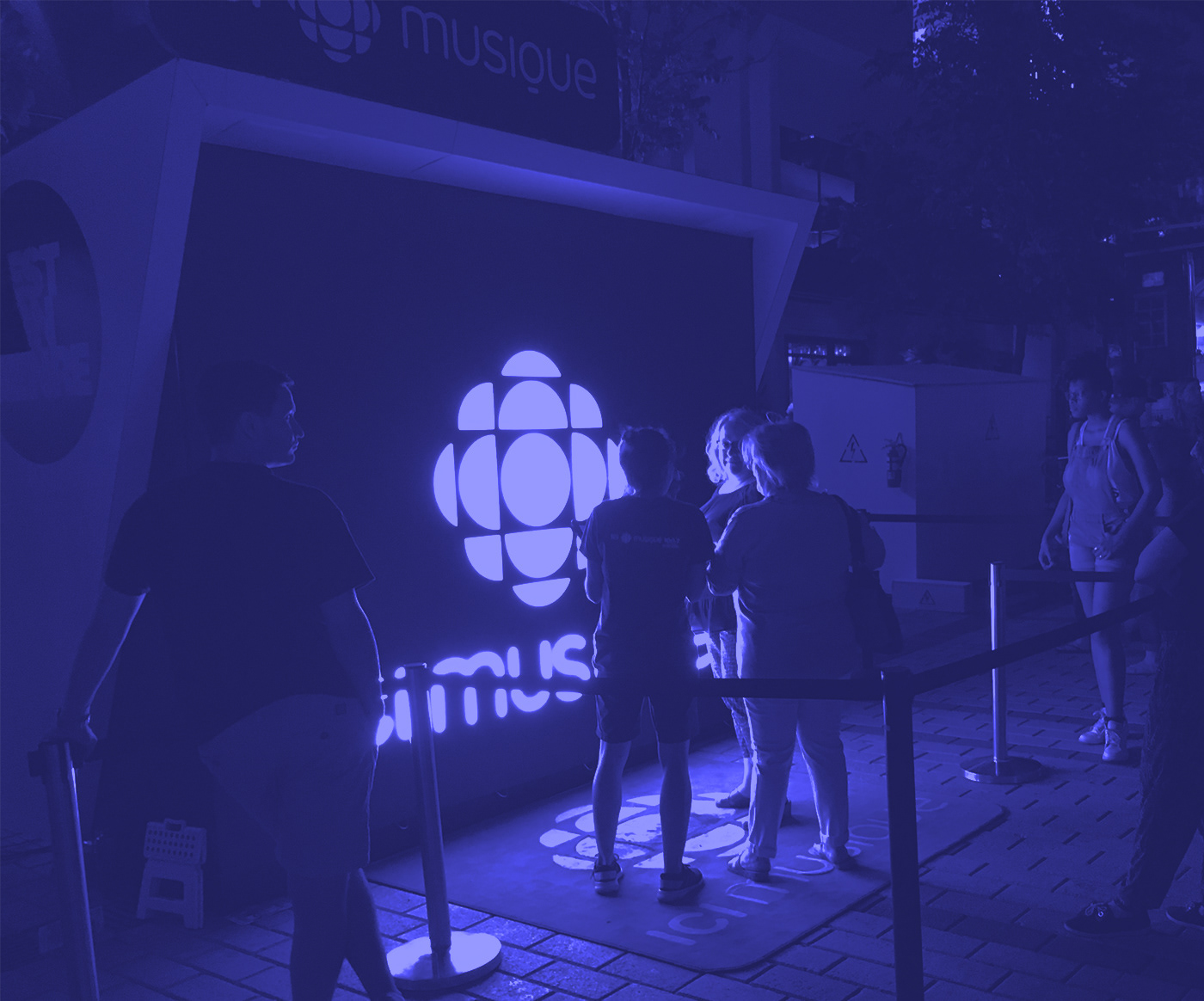 kiosque Kiosk interactive Radio-Canada ici musique francofolies game celsius Event
