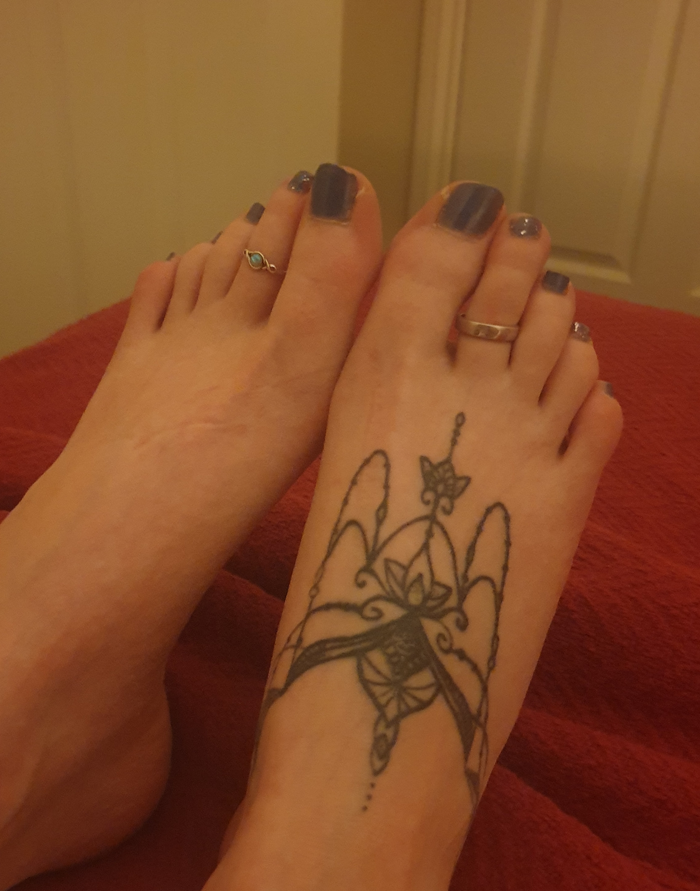 cute desire feet nylon sexy toes