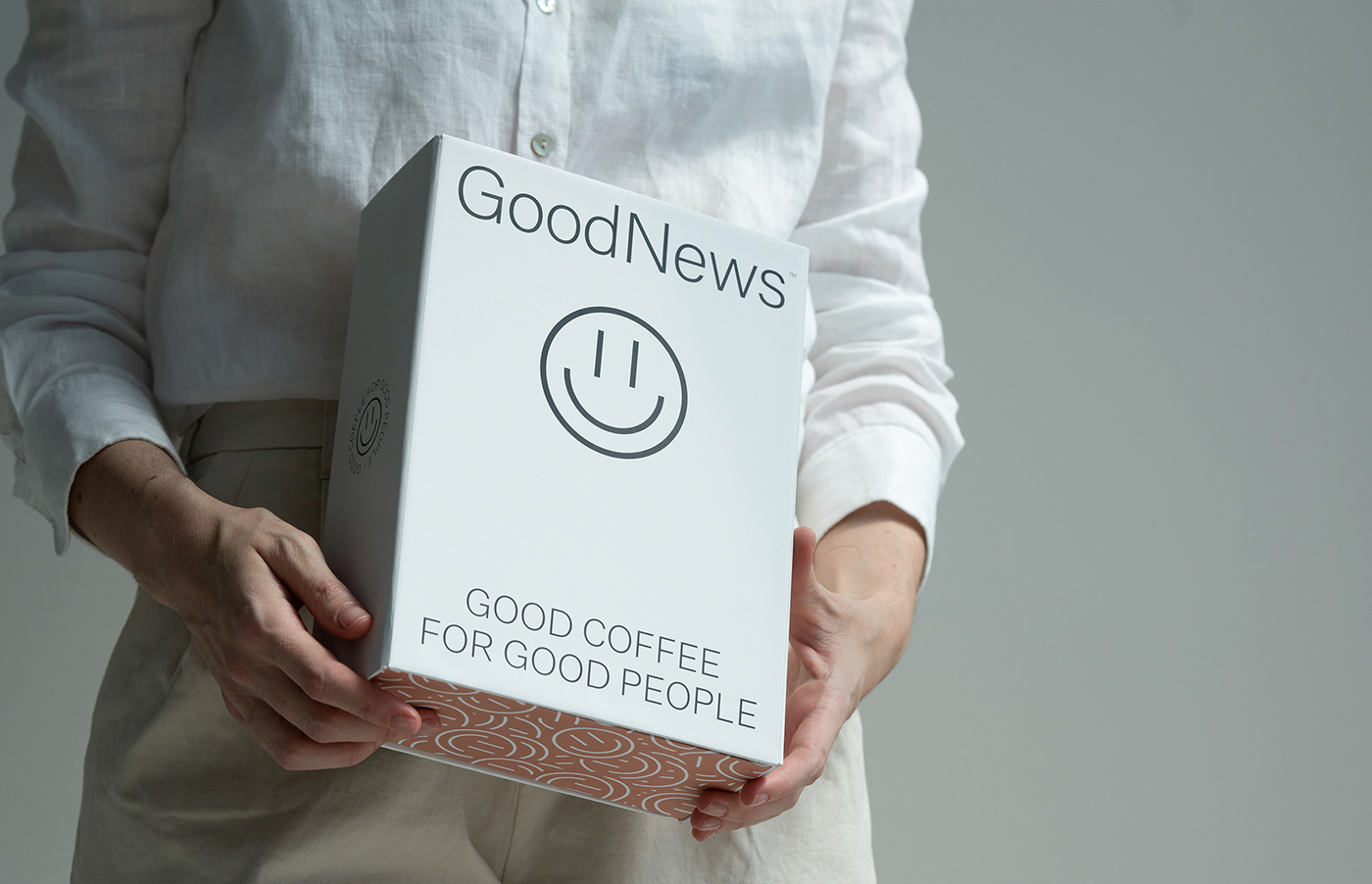 barcelona brand brandidentity Coffee españa GoodNews happyface Kiosko Packaging typography  