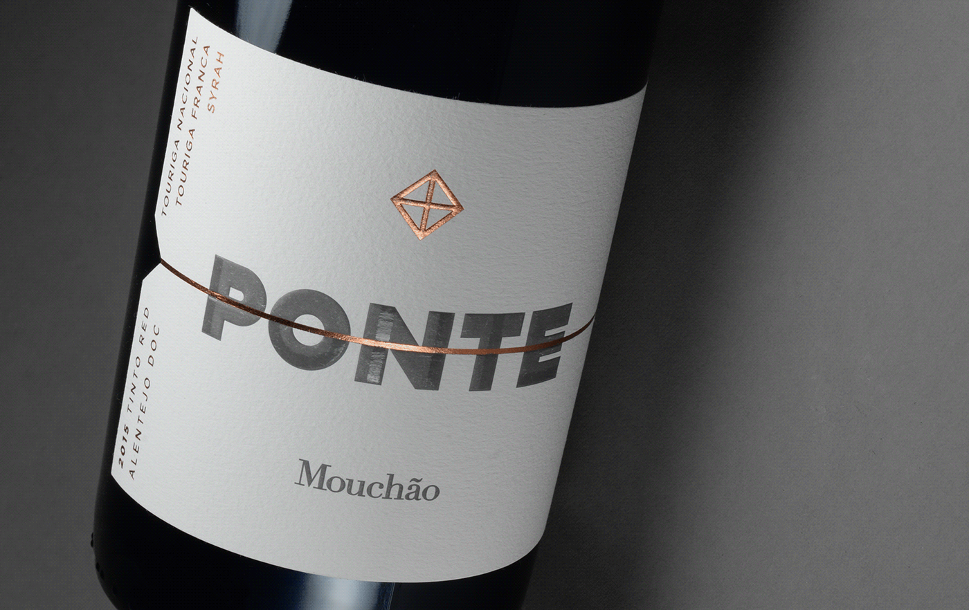 Label wine Packaging graphic design  label design mouchao uma uma brand studio wine label