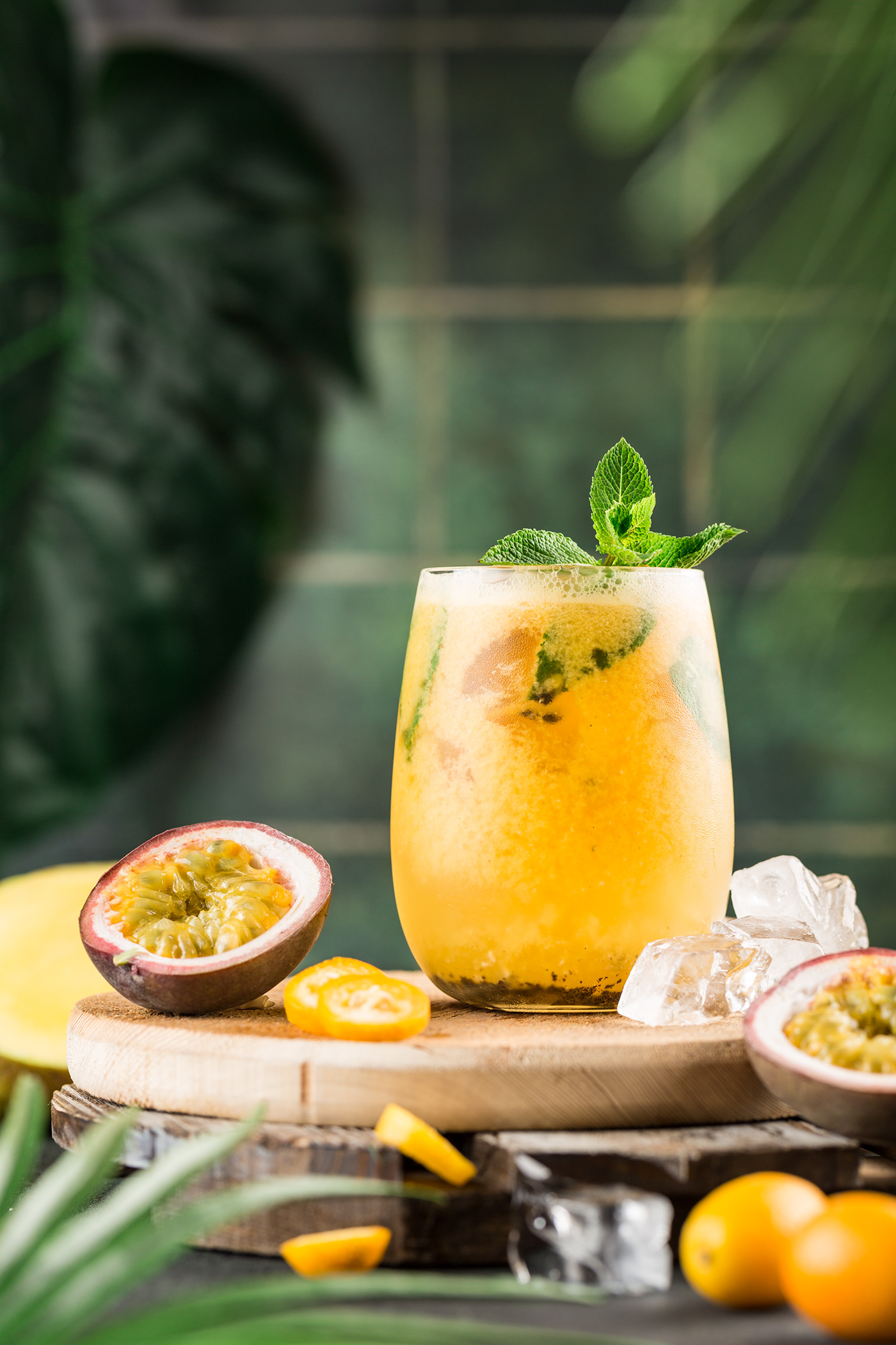 cocktail drinks exotic fresh mojito tropic