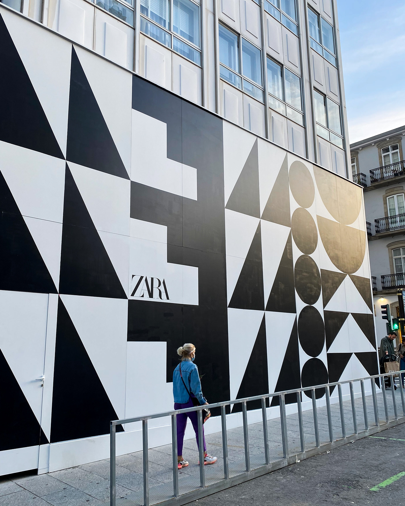 black and white contemporaryart geometric Mural Outdoor painting   Performance streetart Urbanart wall art