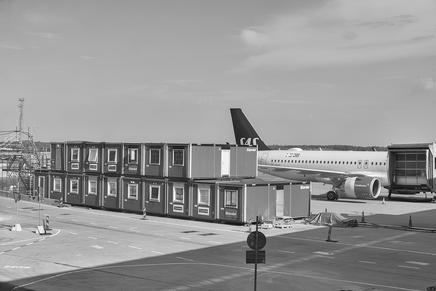 airport black and white COVid finland journalism   Photography  Scandinavia Sweden Travel