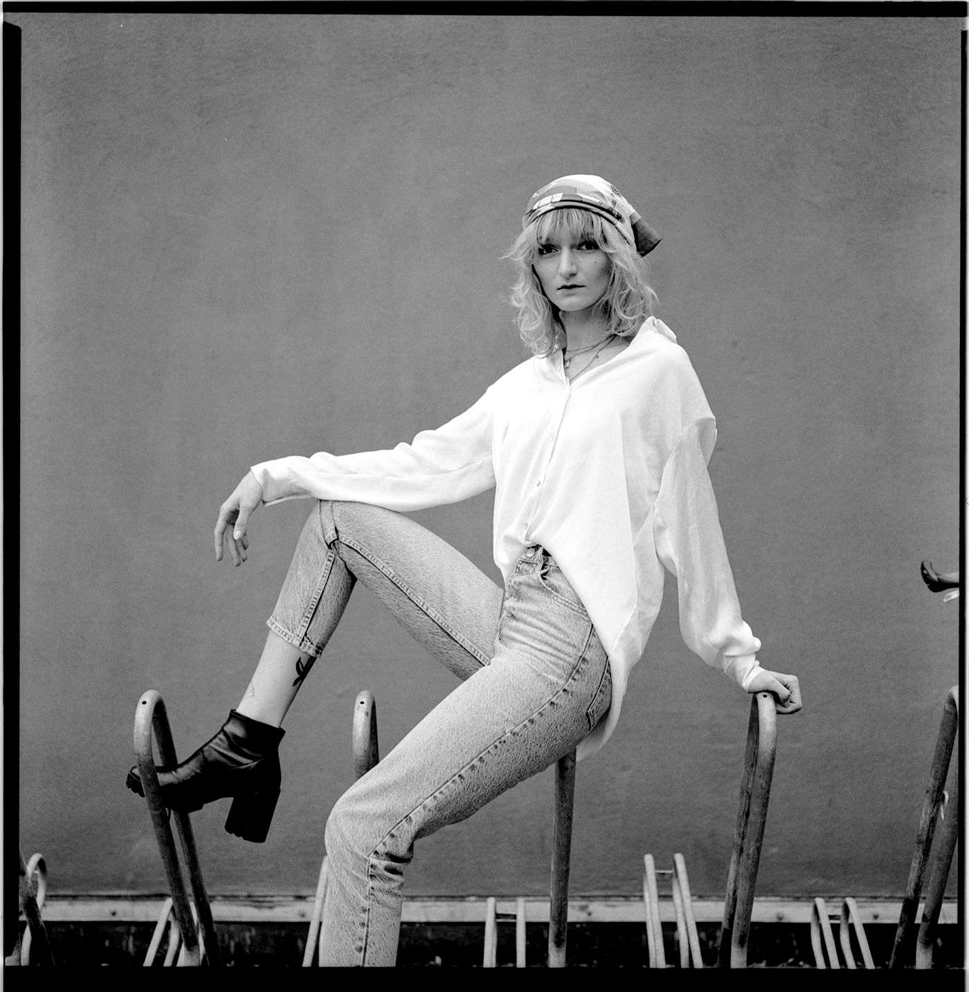 analog black and white Fashion  film photography mittelformat model photoshoot portrait Schwarzweiß woman