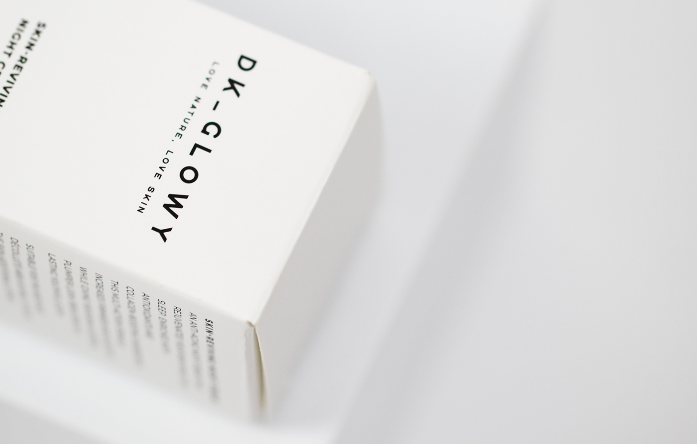 beauty brand branding  clean elegant minimal Packaging simple skincare White