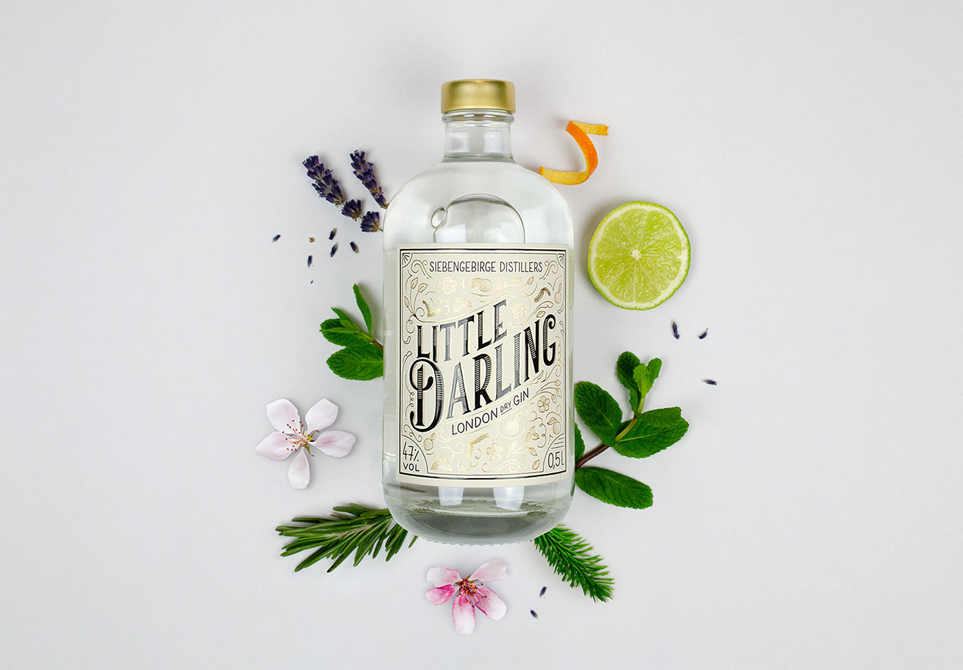 lettering branding  graphicdesign gin bottle Label vintage Refining ILLUSTRATION  Handlettering
