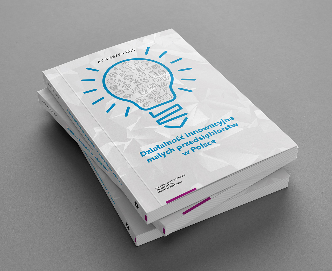 book cover bulb economy książka law management okładka okładka książki pharmacy piggybank