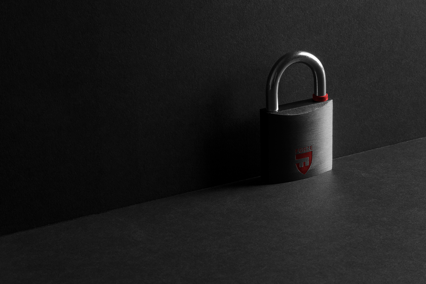 branding  Packaging padlocks locks home security peru Brandlab