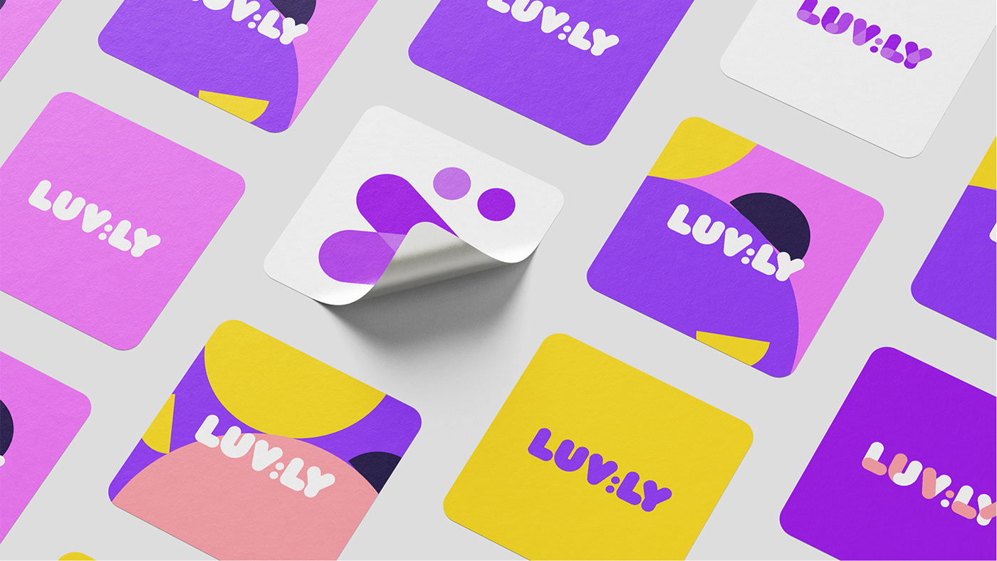 branding  Dating design graphic design  Korea logo Love luvly Mobile app moments