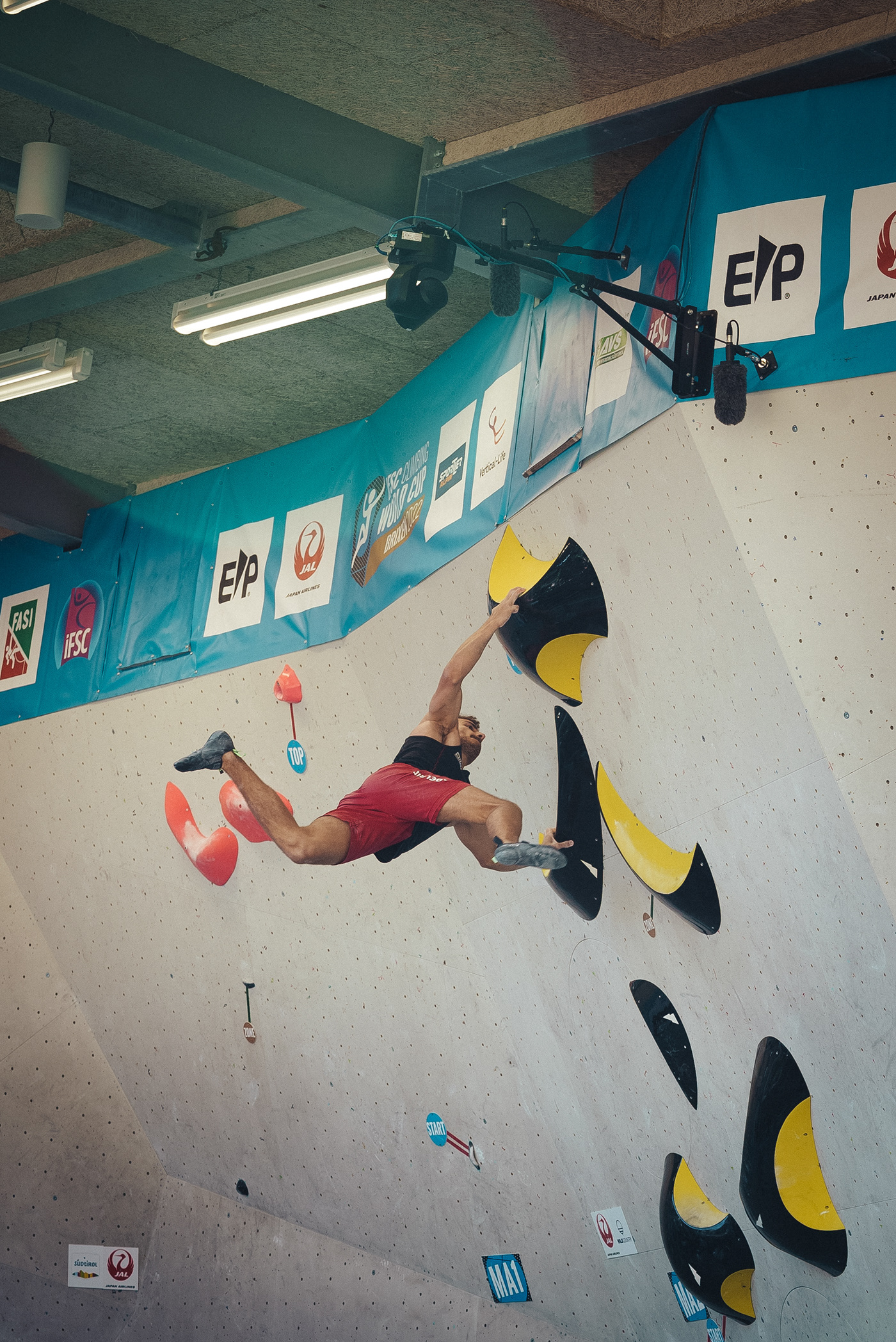 athletics bouldering climbing Competition photojournalism  sports sports photography world cup