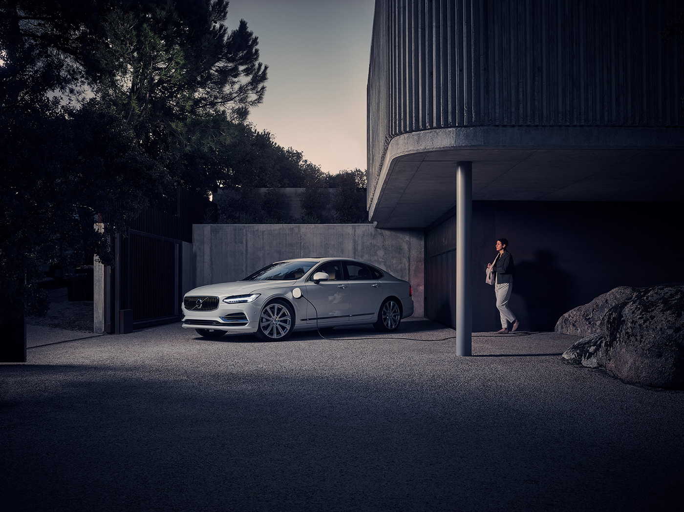 automotive   campaign charging electric future mobility postproduction retouching  Urban Volvo