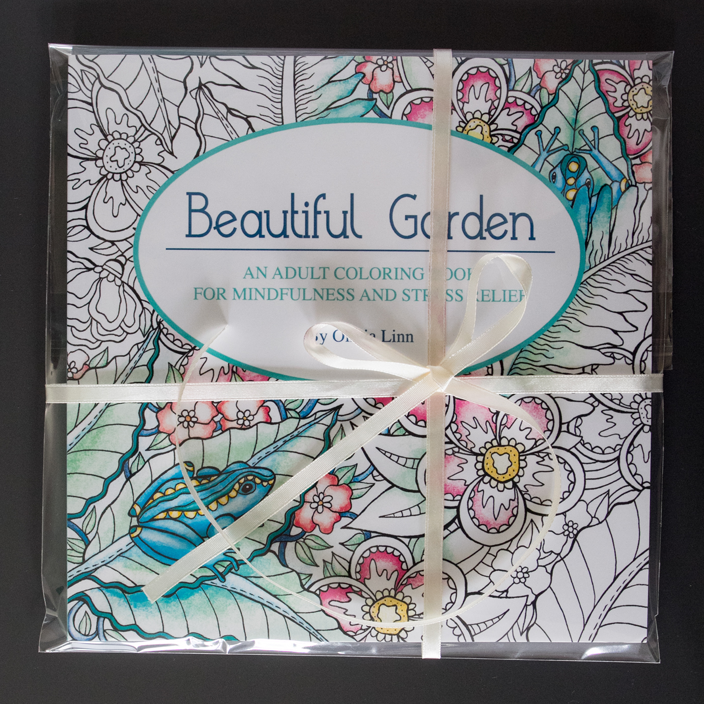mindfulness stress relief coloringbook adult coloring publishing   linework decorative ILLUSTRATION  selfhelp garden