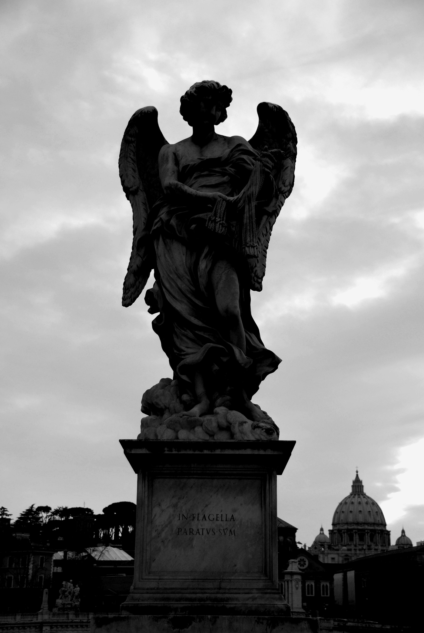 angels b&w Photography  Rome statues