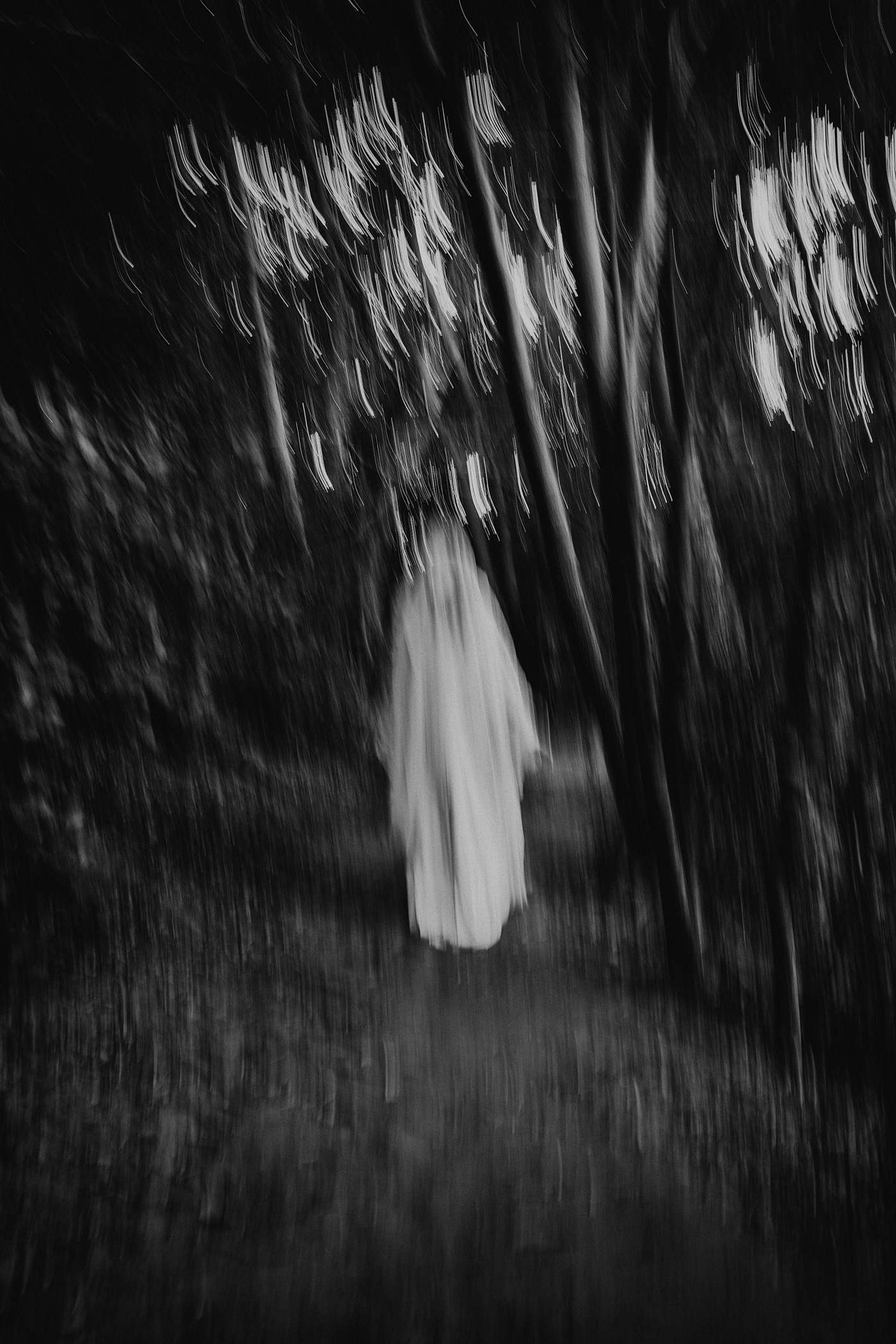 black and white Photography  photographer photoshoot portrait model woman creepy horror dark