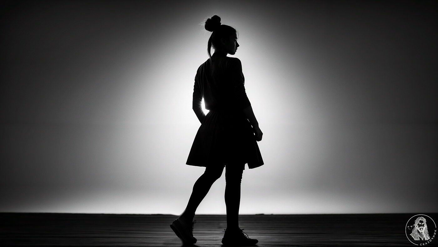 Silhouette black and white people woman sport 3840x2160 wallpaper ai Ai Art stable diffusion