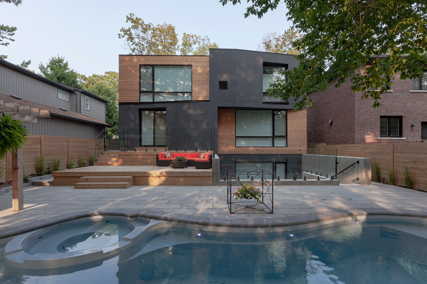 Atelier RZLBD dwelling home house Infill out(side)in house rzlbd Toronto