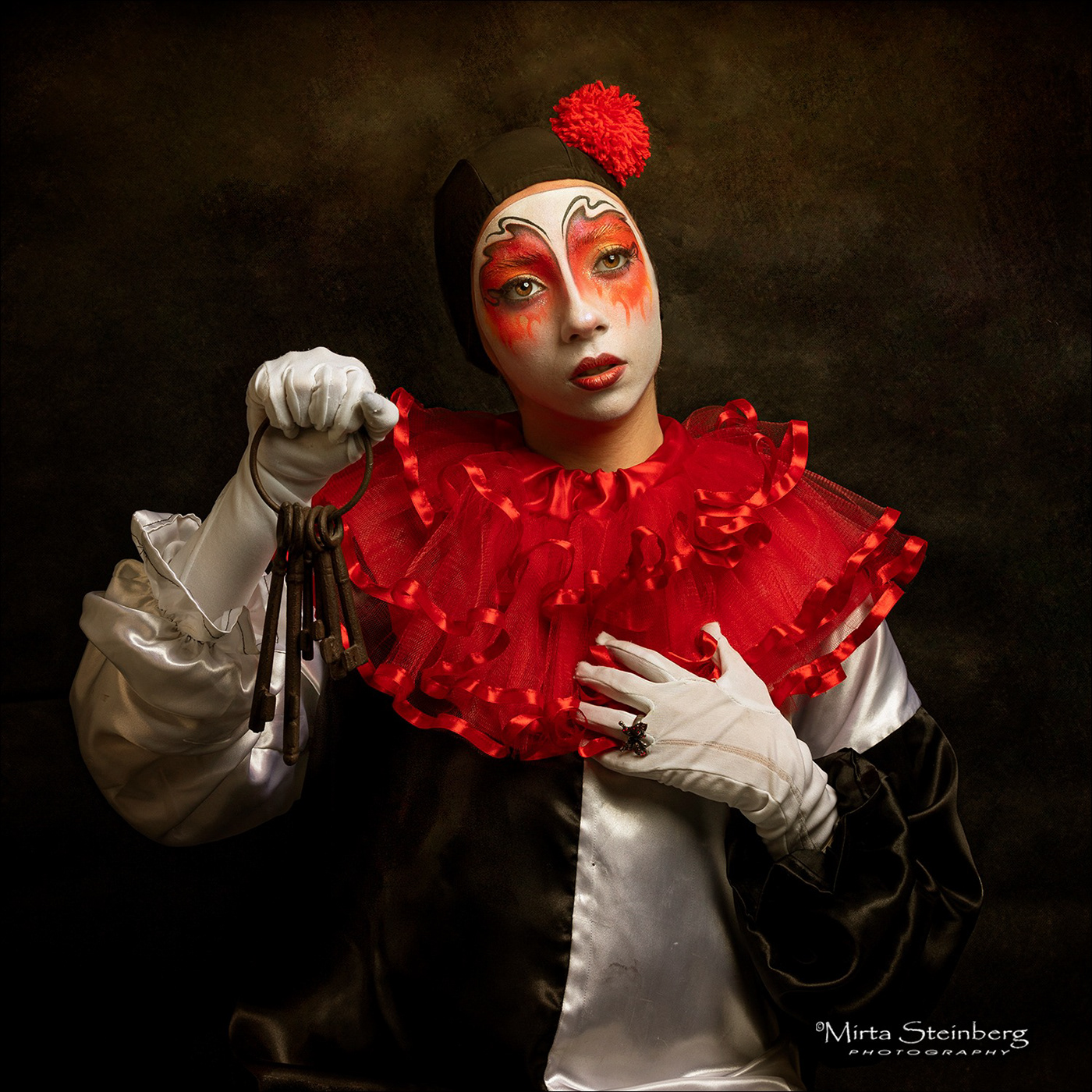 fire flame Photography  model clown Character makeup retouch Pierrot