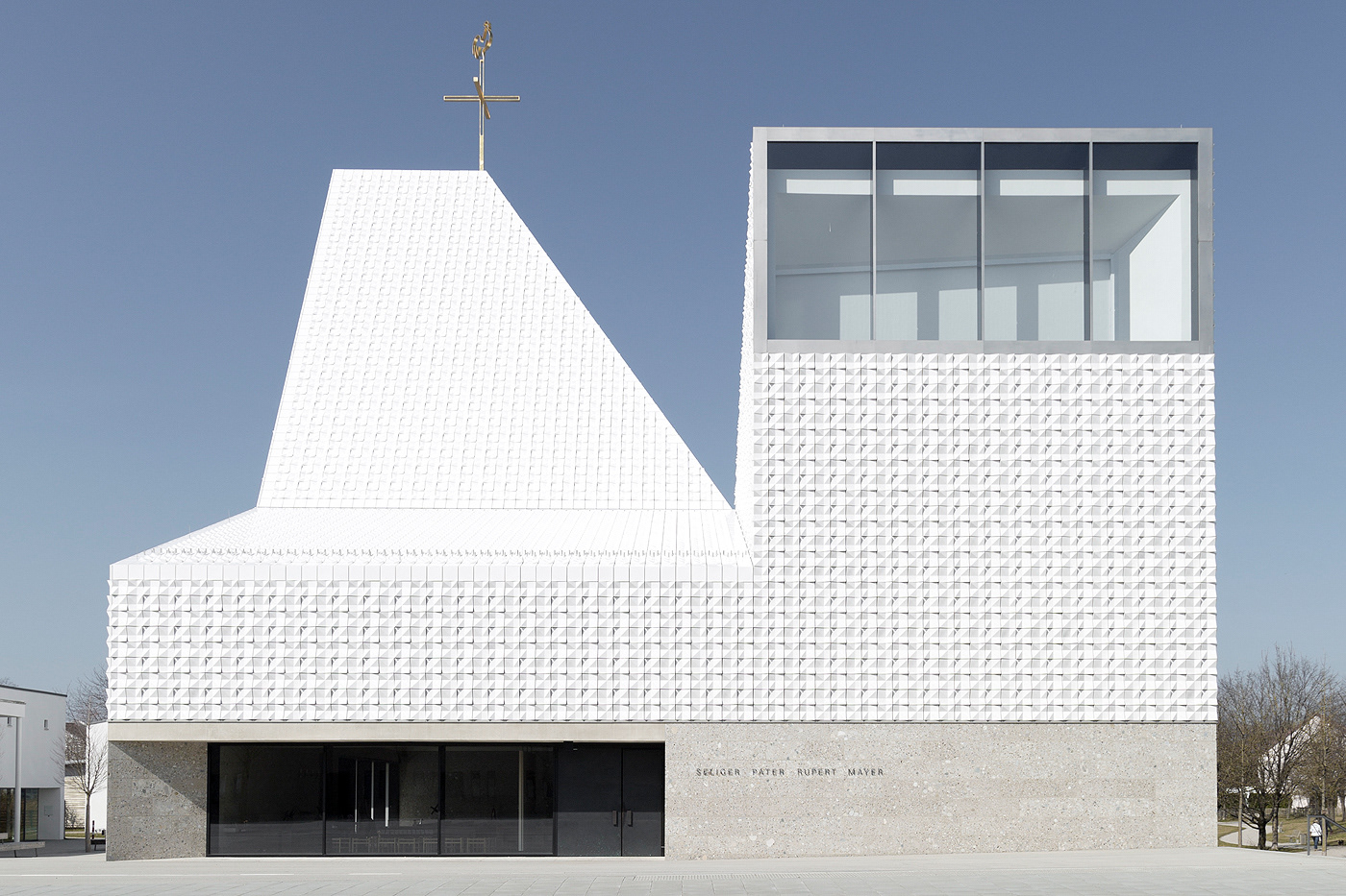 White contemporary architecture church modernism Minimalism pure munich culture art journalism  