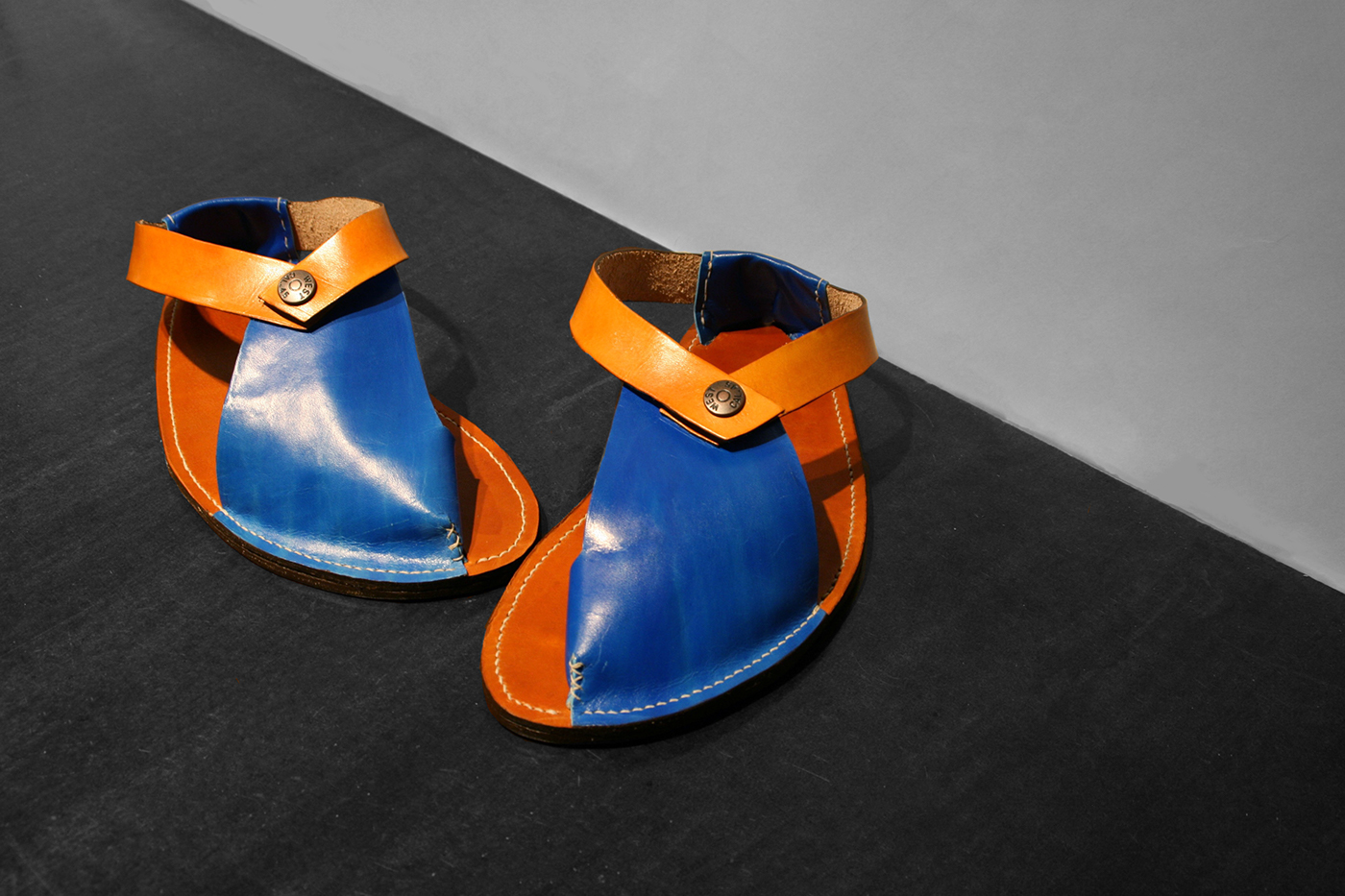 shoe leather Fashion  apparel industrial design  design craft heel Wearable footwear