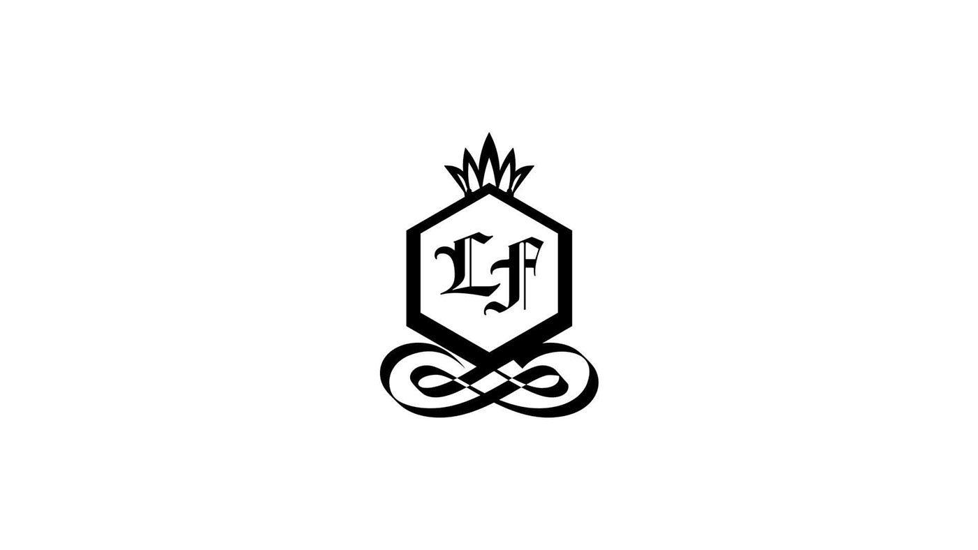 logo Fashion  brands royal Illustrator