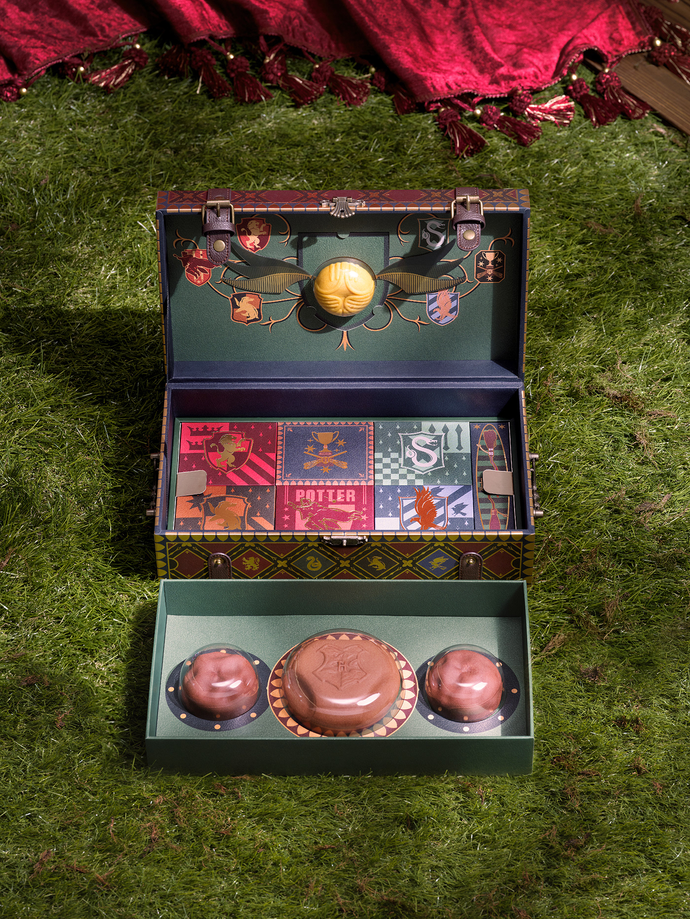harry potter Hogwarts Magic   Collaboration pastry mooncake gift box Packaging sports quidditch