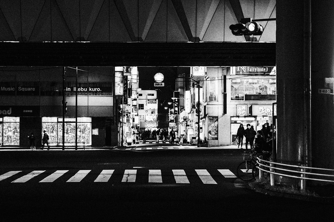 tokyo japan Street street photography noir et blanc black and white JAPON monochrome bw Toshima City