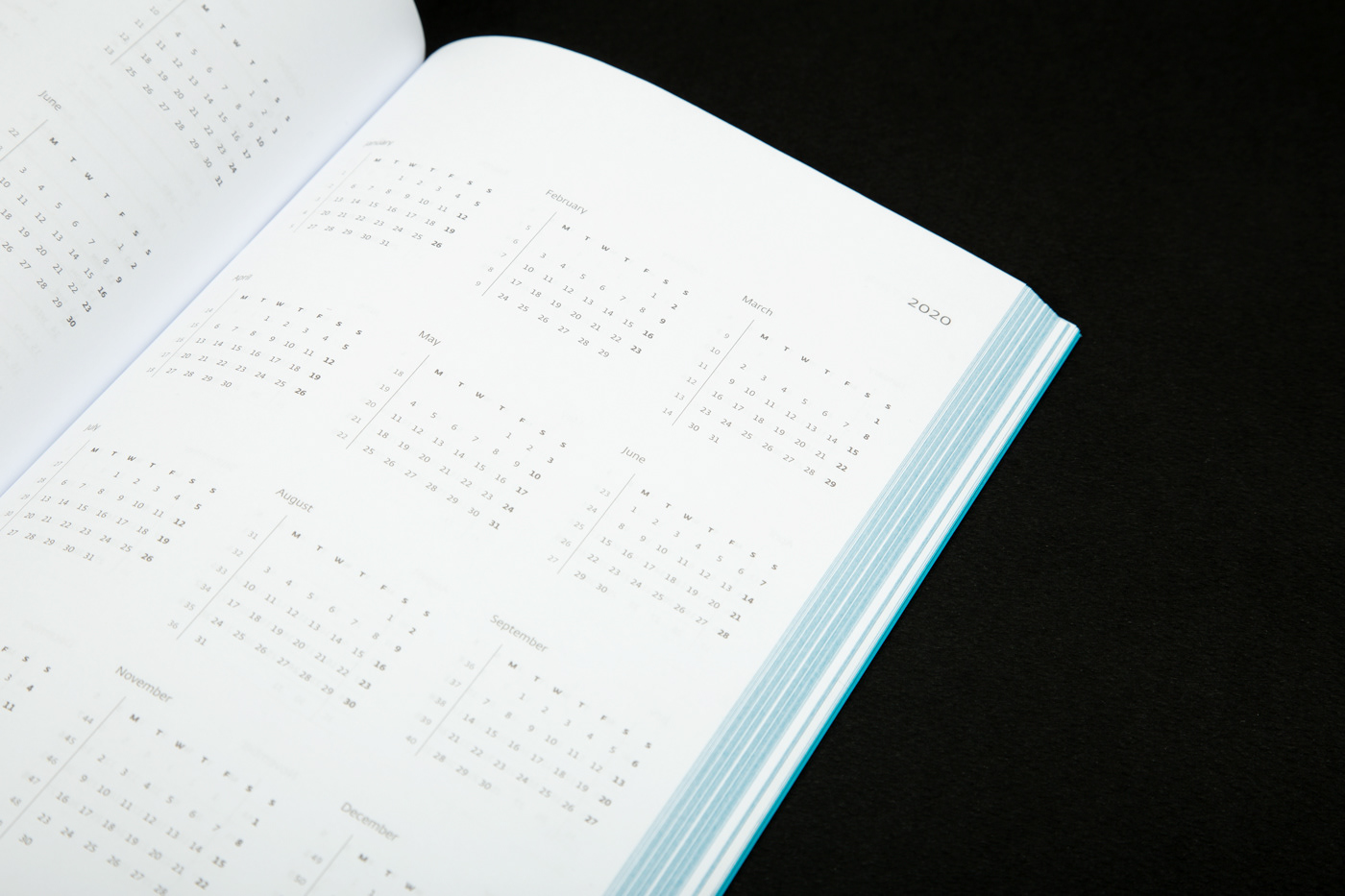 calendar planner Weekly book design minimalist