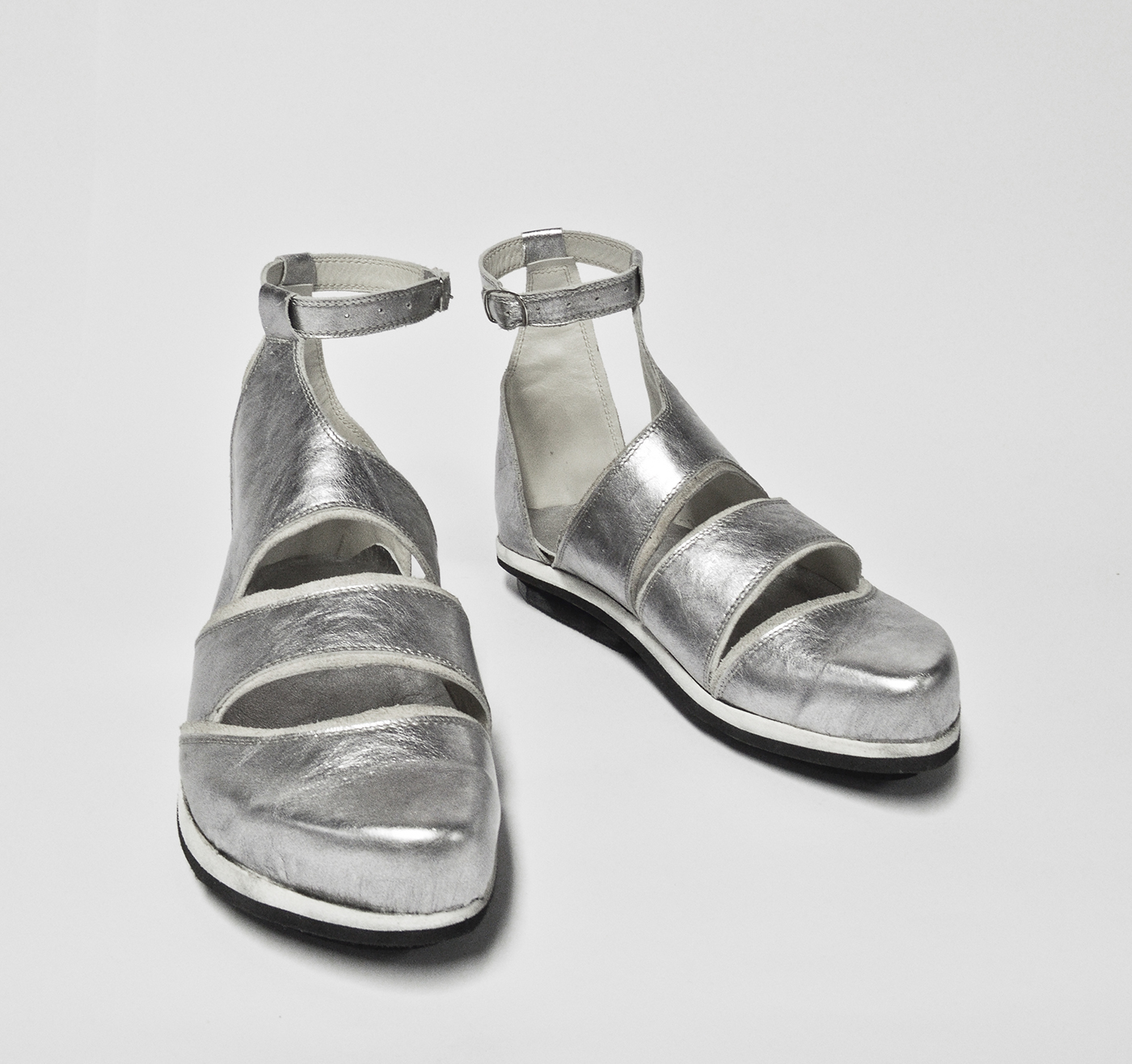 shoe shoes design Fashionstyling streetfashion custum custummade handmade trashy metallic balletshoes