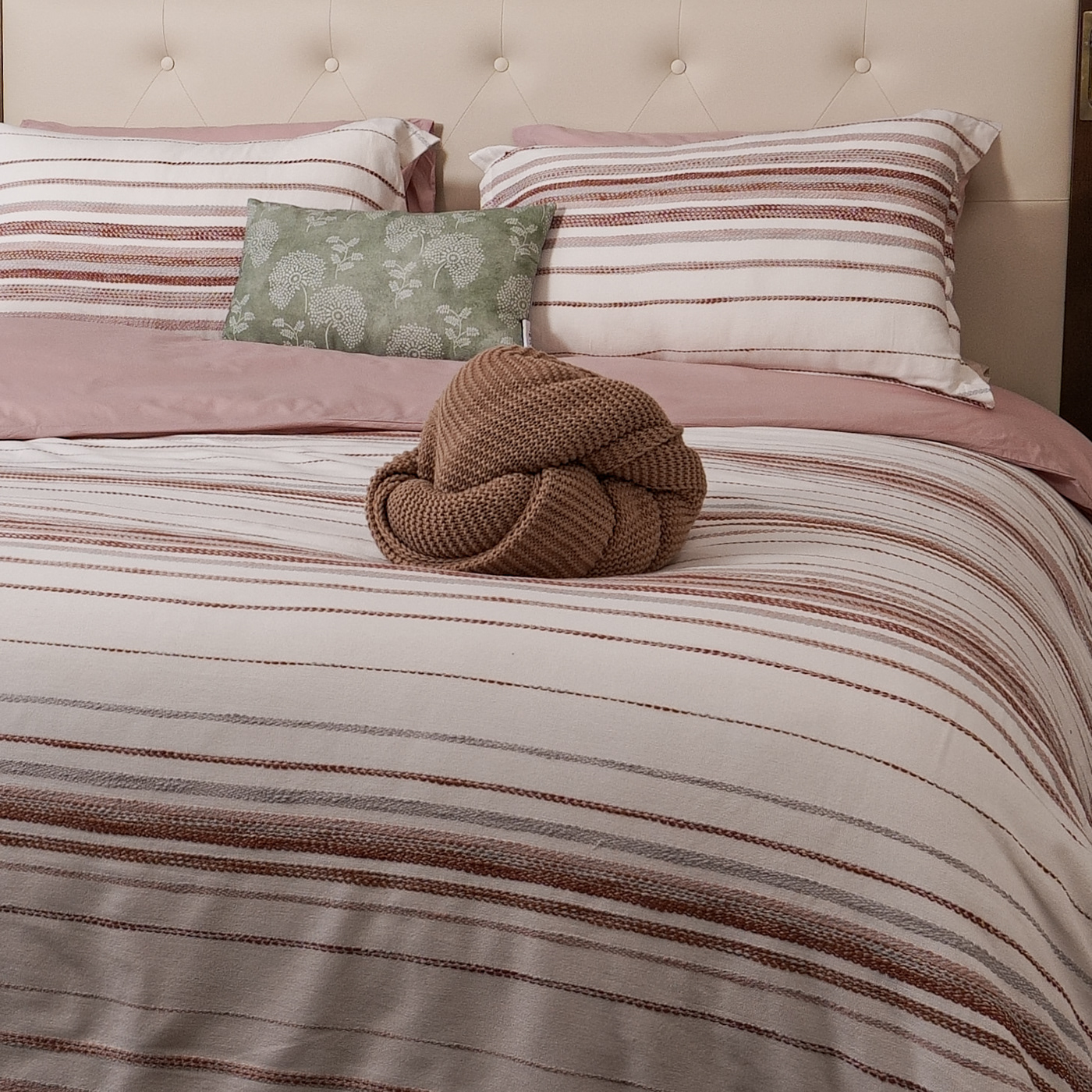 indoor bedding bedding set linen textile pattern Photography  bed linens Bed photography bedding sheets