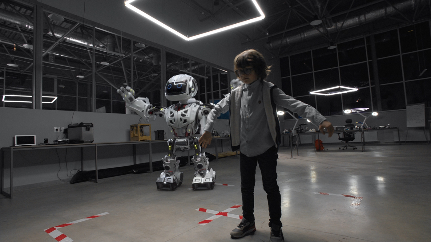 robotic childish ad toy Gadget sci-fi futuristic cute friendly dancing