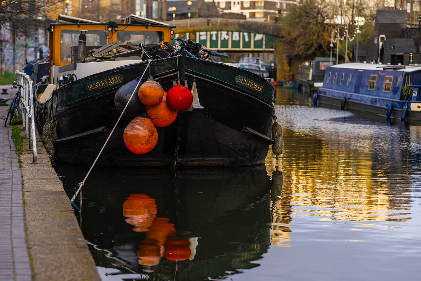 London Photography  photographer Shane Aurousseau canal Canalside narrowboats Waterways Waterways & Canals waterways of Britain