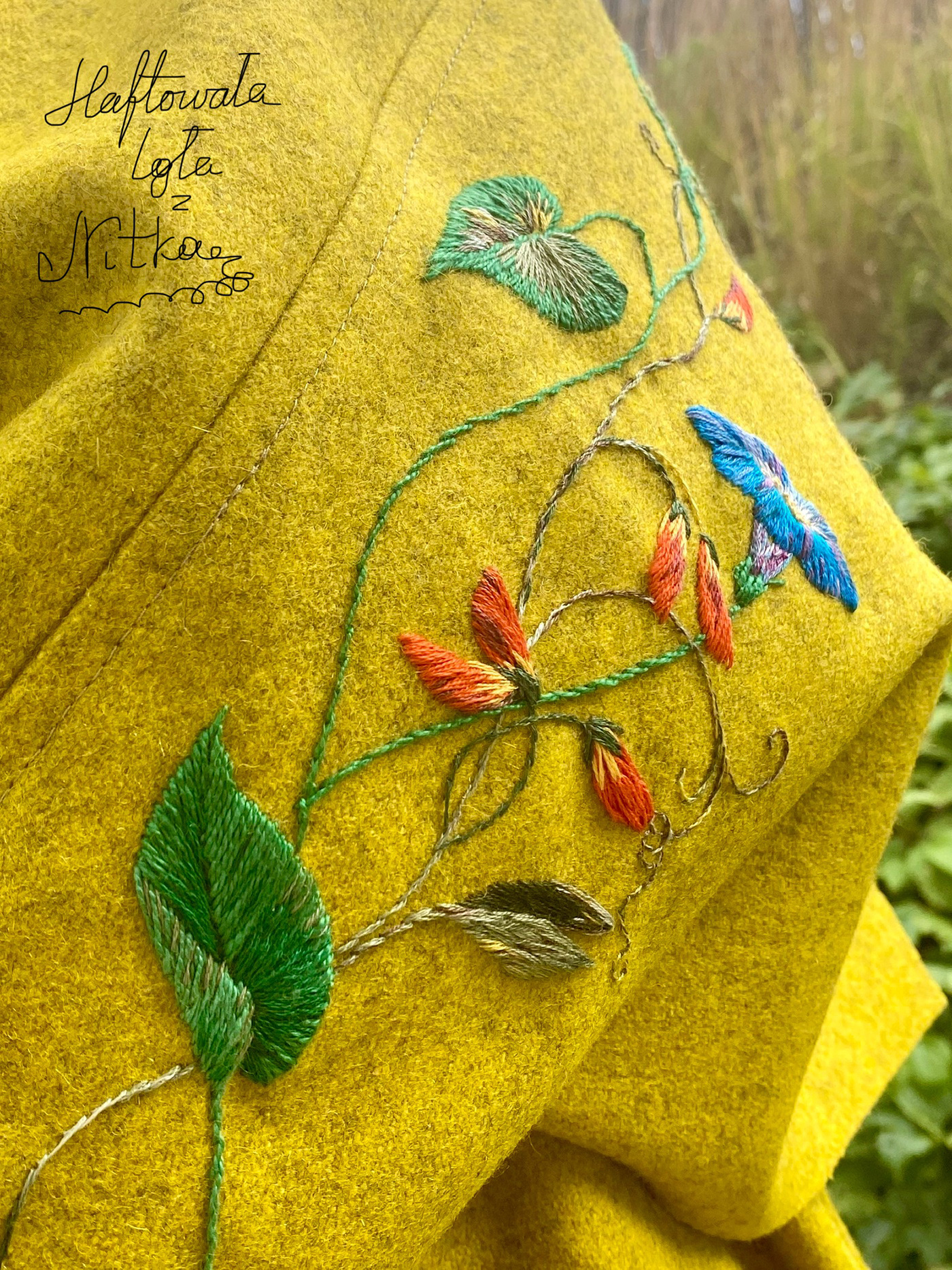 Wool embroidery flowers