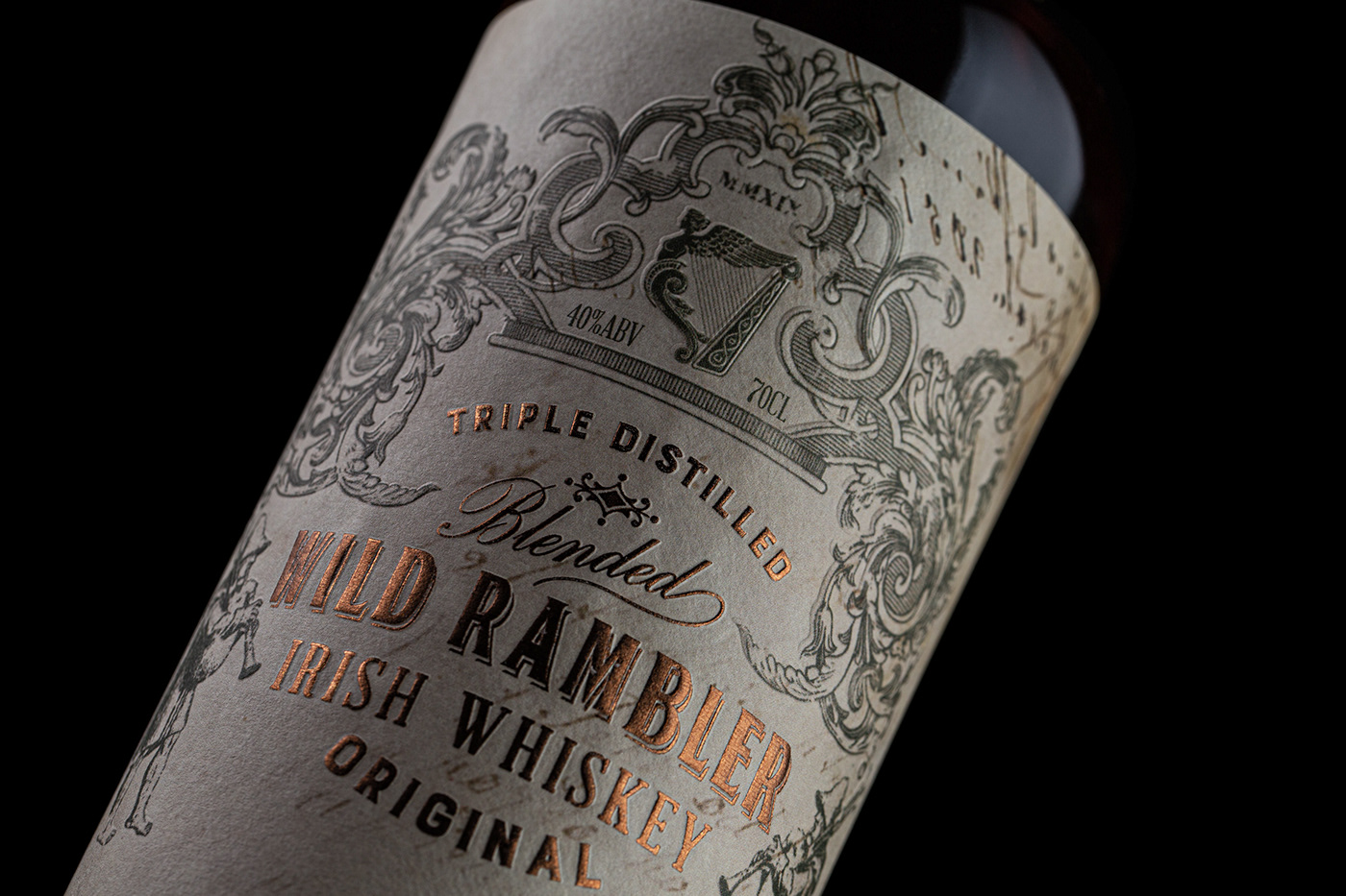 Label spirit whiskey . premium . detail . alcohol foil . gin .