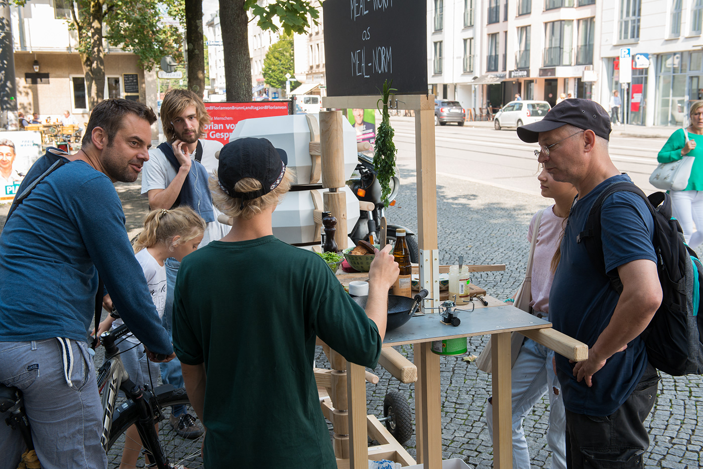 Mealworms foodtruck product design  future food Sustainable Design Food  industrial design  social design University future life