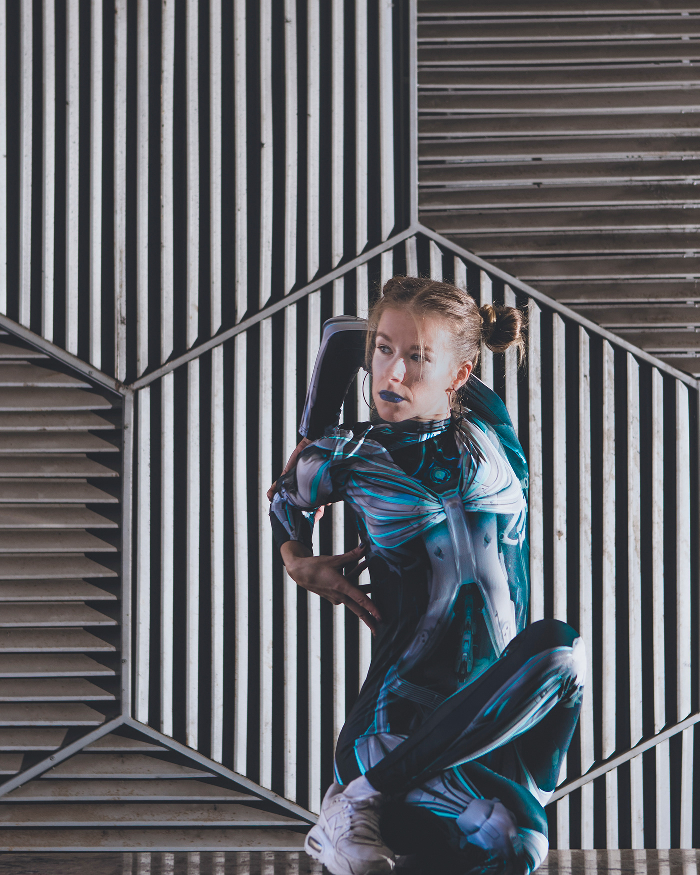 anime Bionic contortionist Cyberpunk DANCE   flexible futuristic sci-fi urban photography